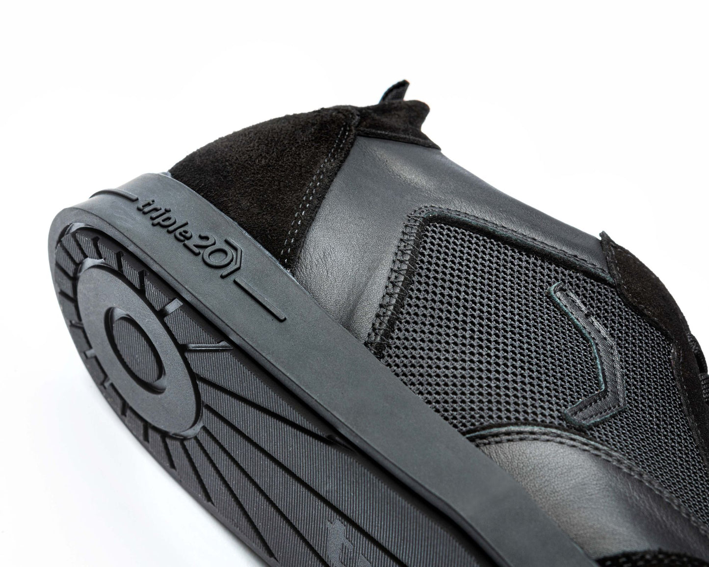 triple20® Dartschuhe - Leder und sportives Mesh schwarz