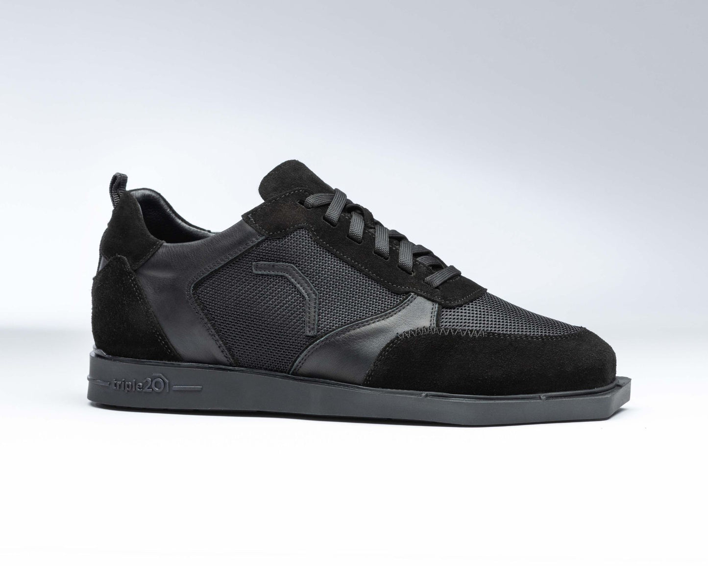 triple20® Dartschuhe - Leder und sportives Mesh schwarz