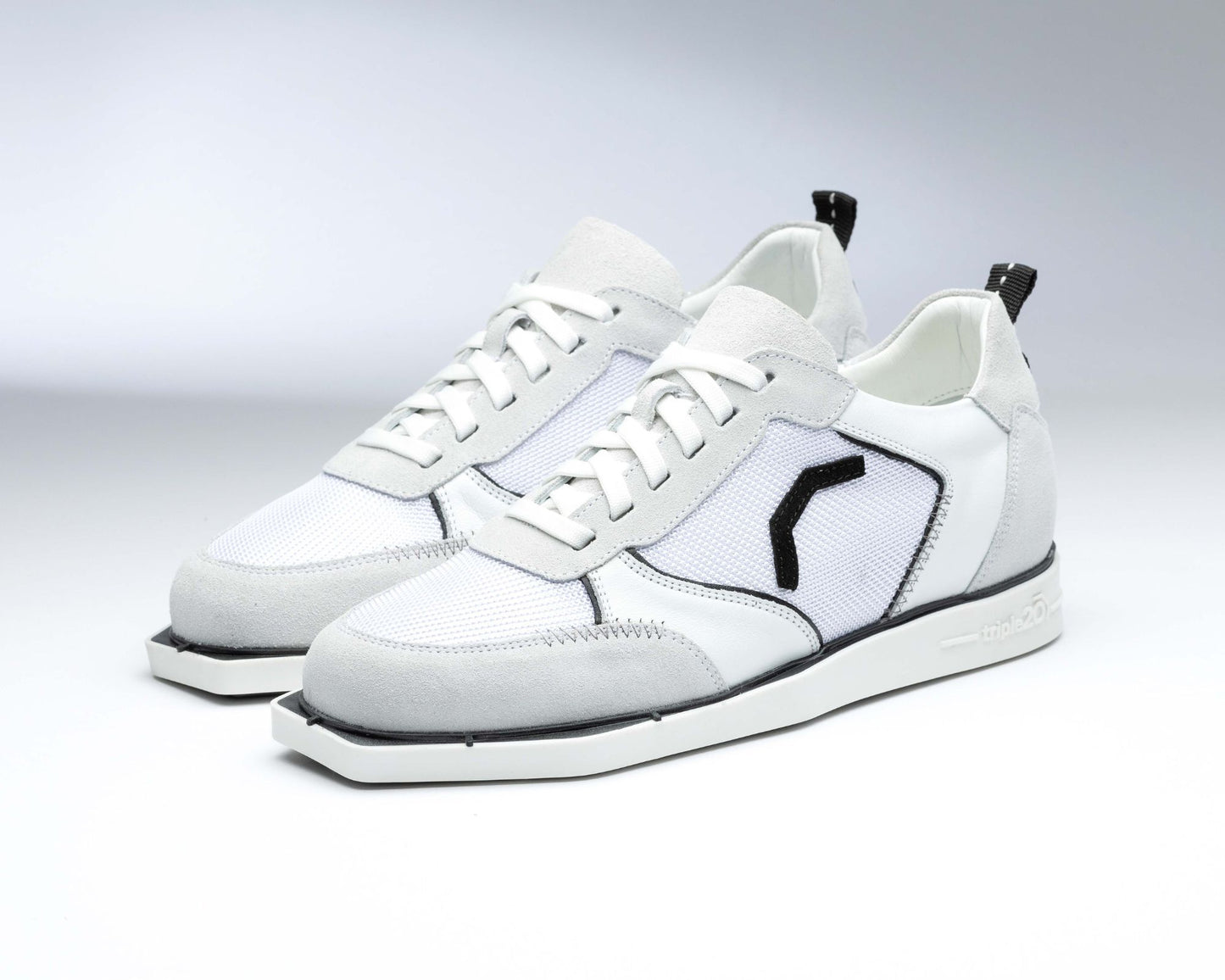 triple20® - Dartschuhe - Leder und sportives Mesh weiß/schwarz